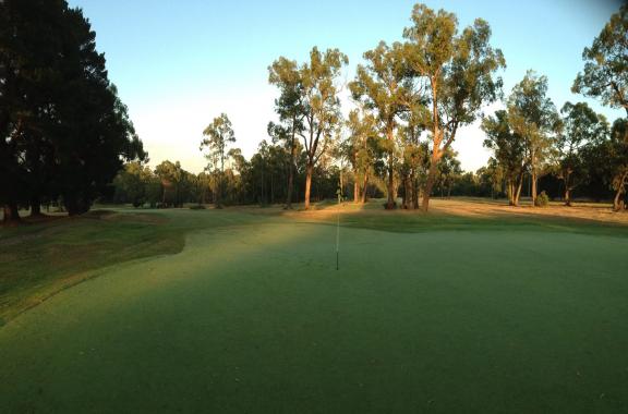 Drouin Golf & Country Club